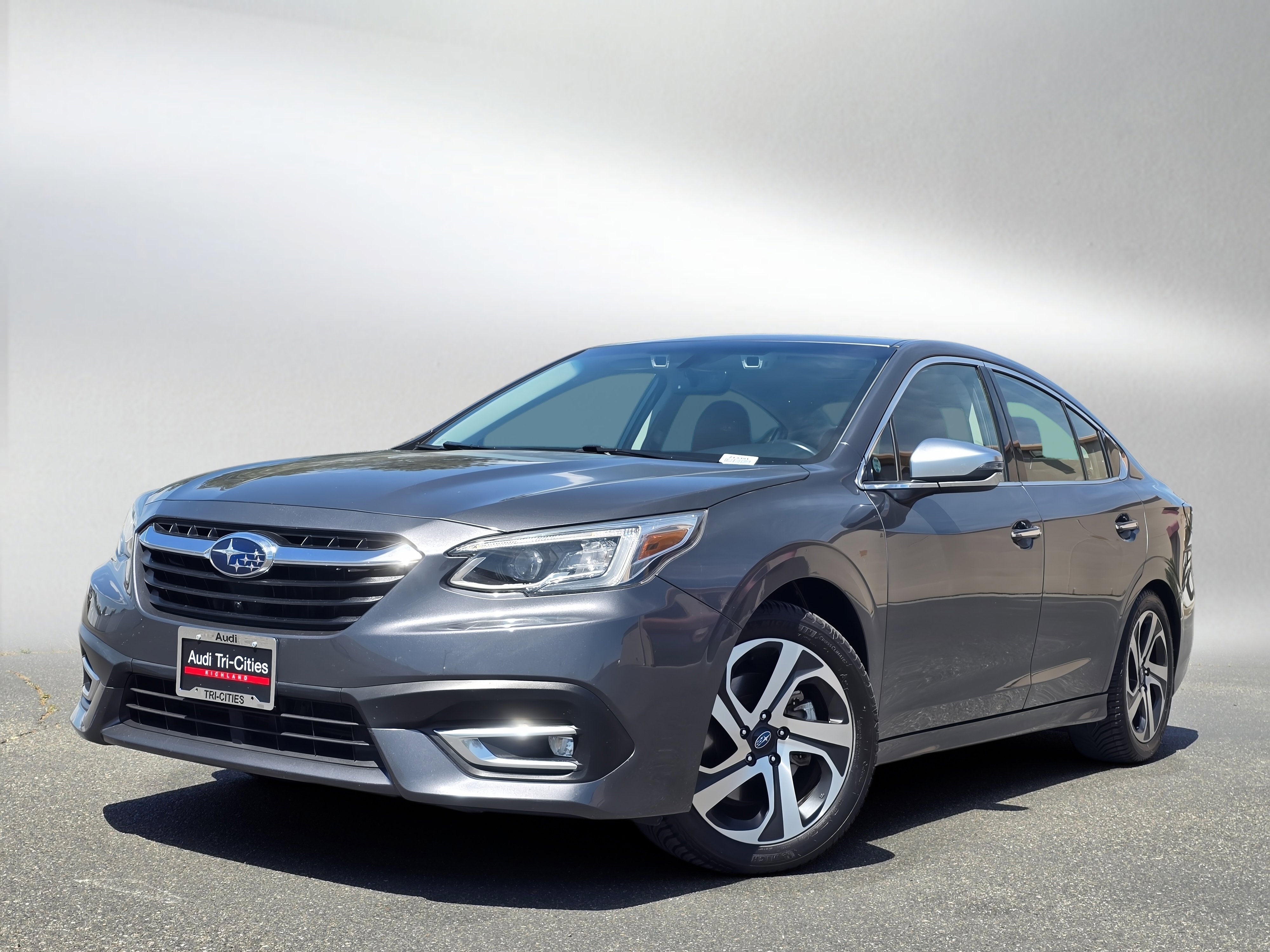 2022 Subaru Legacy Touring XT's photo