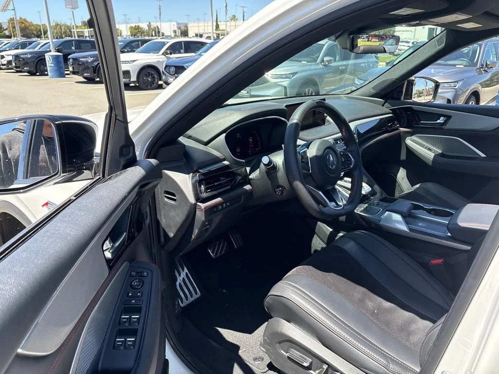 Used 2023 Platinum White Pearl Acura A-Spec image 7