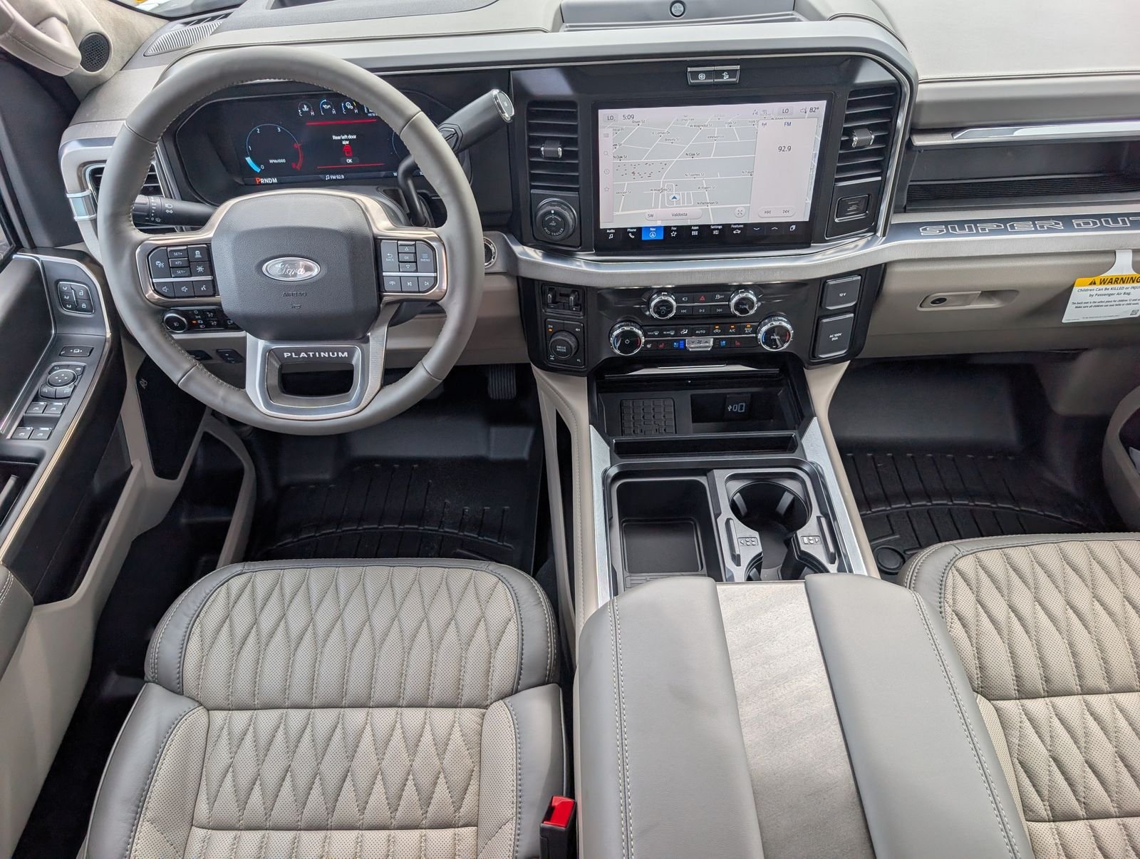 New 2026 Star White Metallic Tri-Coat Ford Platinum image 6
