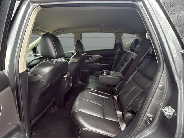Used 2020 Gray Nissan SL image 12