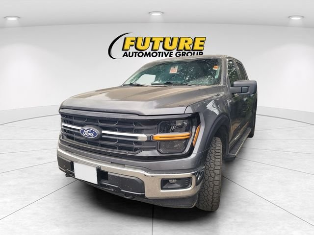 Used 2025 Gray Ford XLT image 3