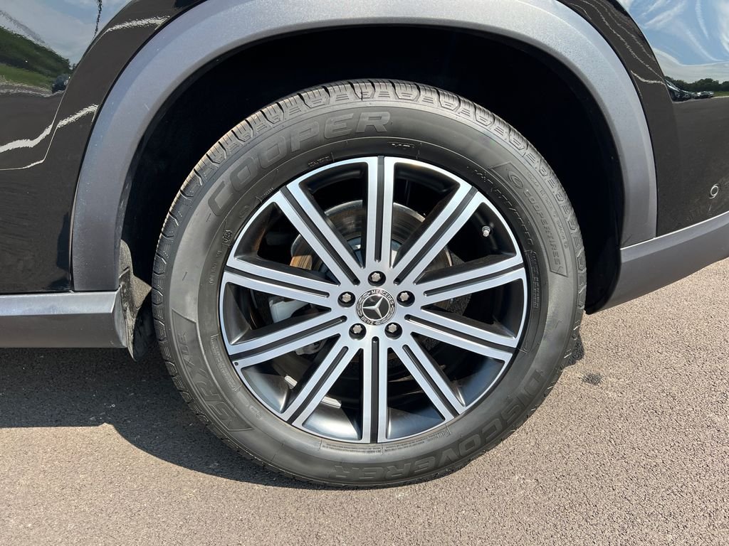 Certified Used 2025 Black Mercedes-Benz GLE 350 image 33