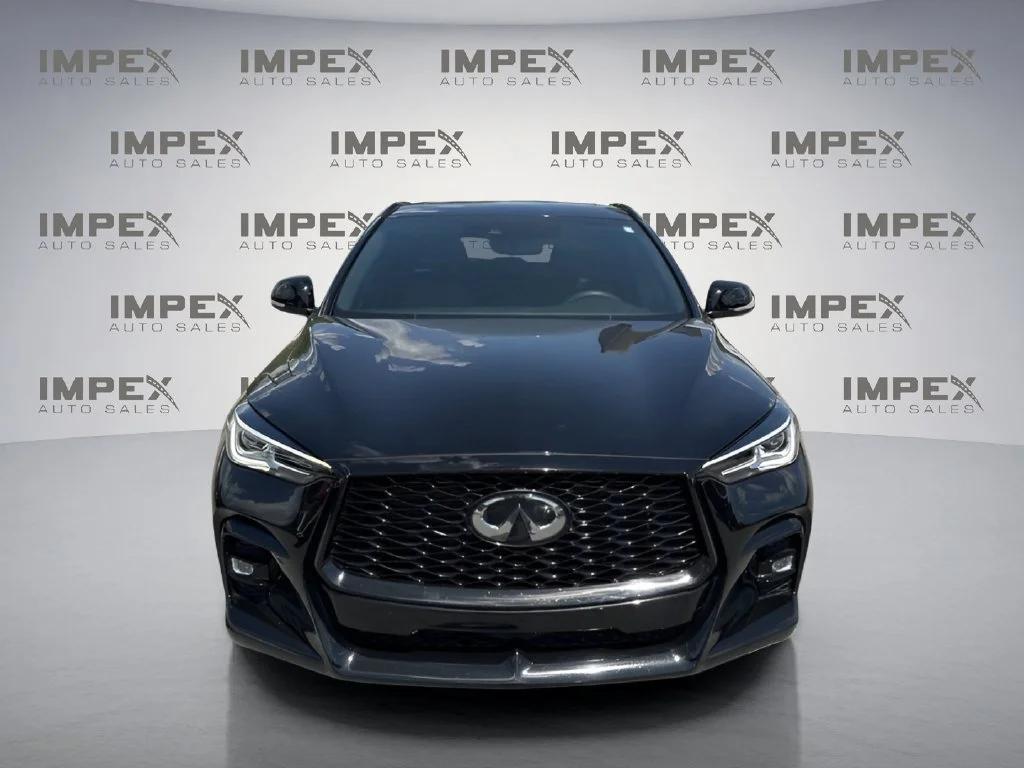 Used 2023 Black INFINITI LUXE image 8