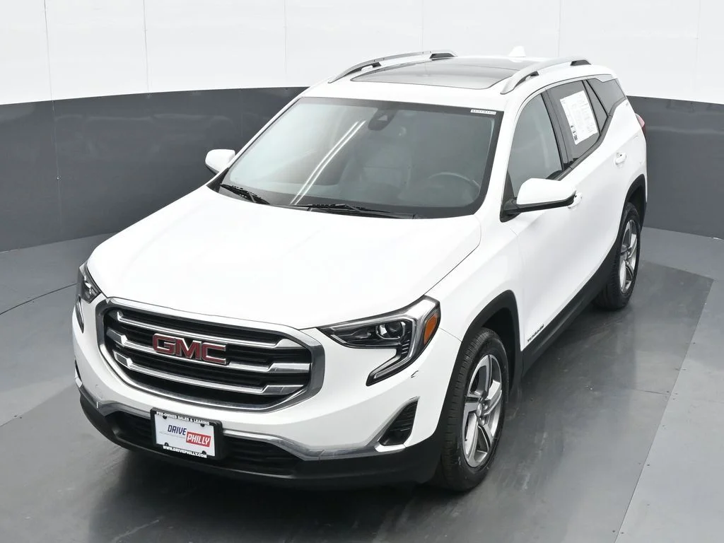 Used 2021 White GMC SLT image 16