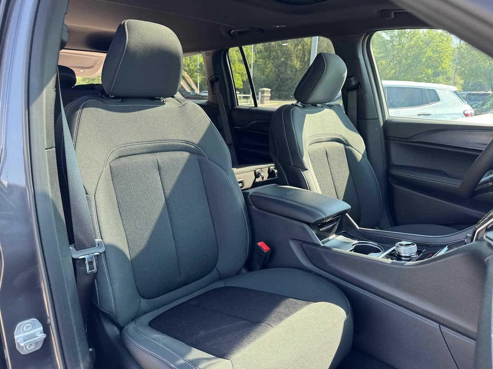 2025 Jeep Grand Cherokee L Laredo - Photo 29