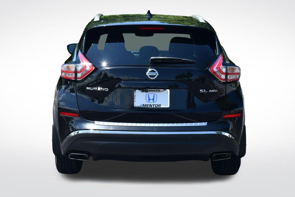Used 2016 Magnetic Black Nissan SL image 4