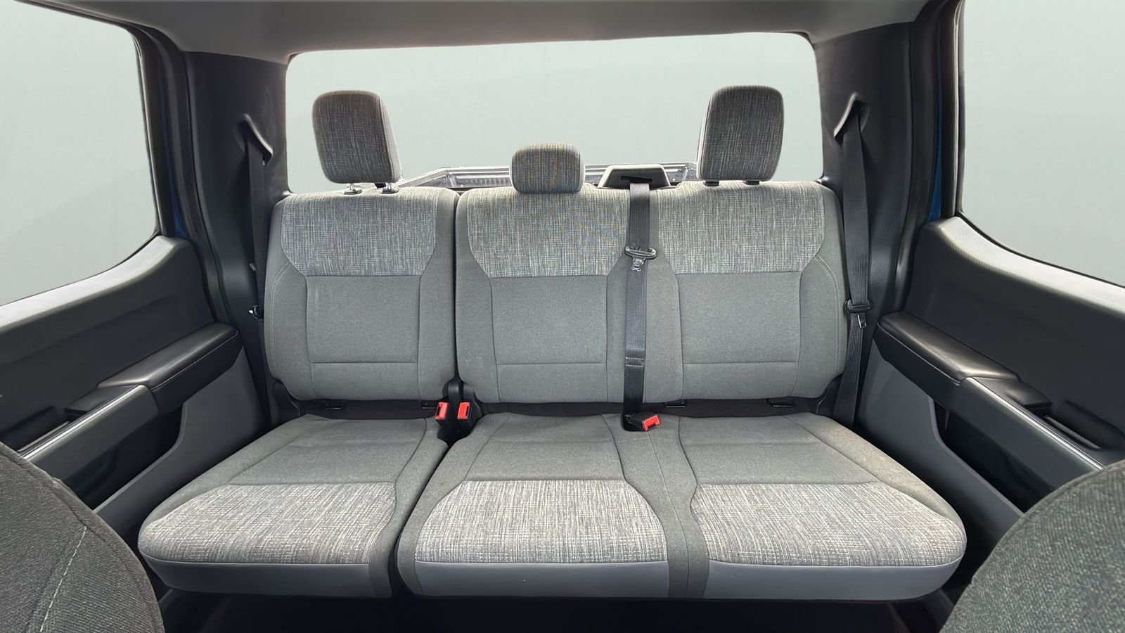 Used 2023 Blue Ford XLT image 25