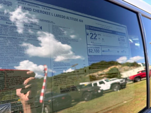 New 2027 White Jeep Laredo Altitude image 16