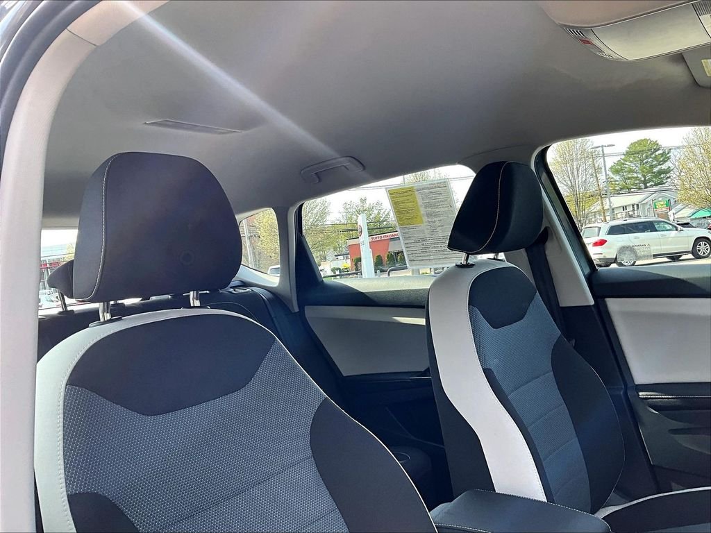Used 2025 Gray Volkswagen 1.5T S image 22