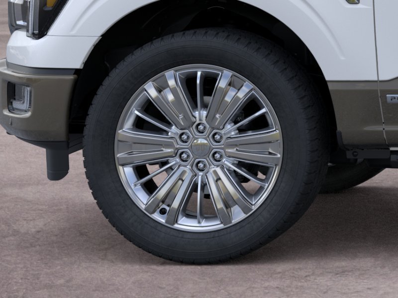 New 2026 Star White Metallic Tri-Coat Ford King Ranch image 19