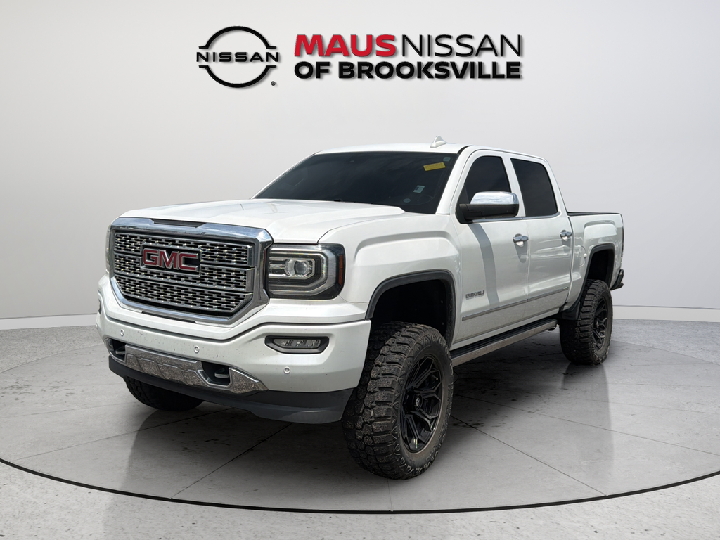 Used 2017 White Frost GMC Denali image 4