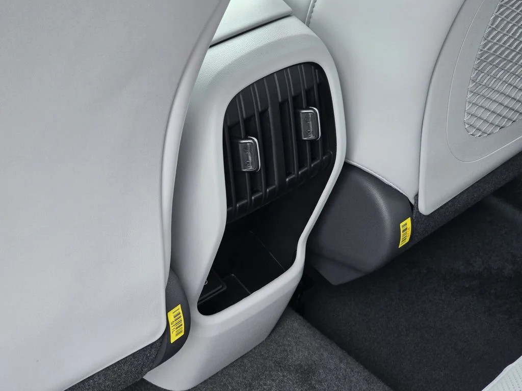 New 2026 Red Hyundai SEL Premium image 13