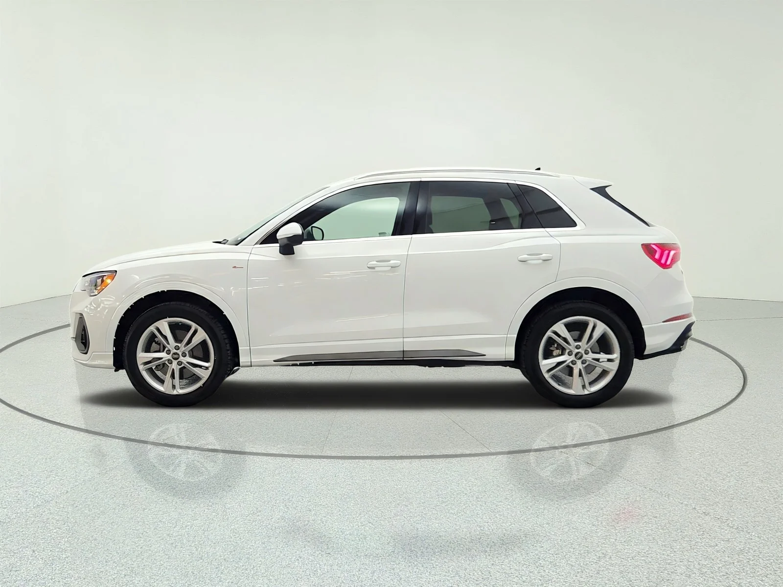 Used 2021 Glacier White Metallic Audi S line Premium 45 TFSI quattro image 8