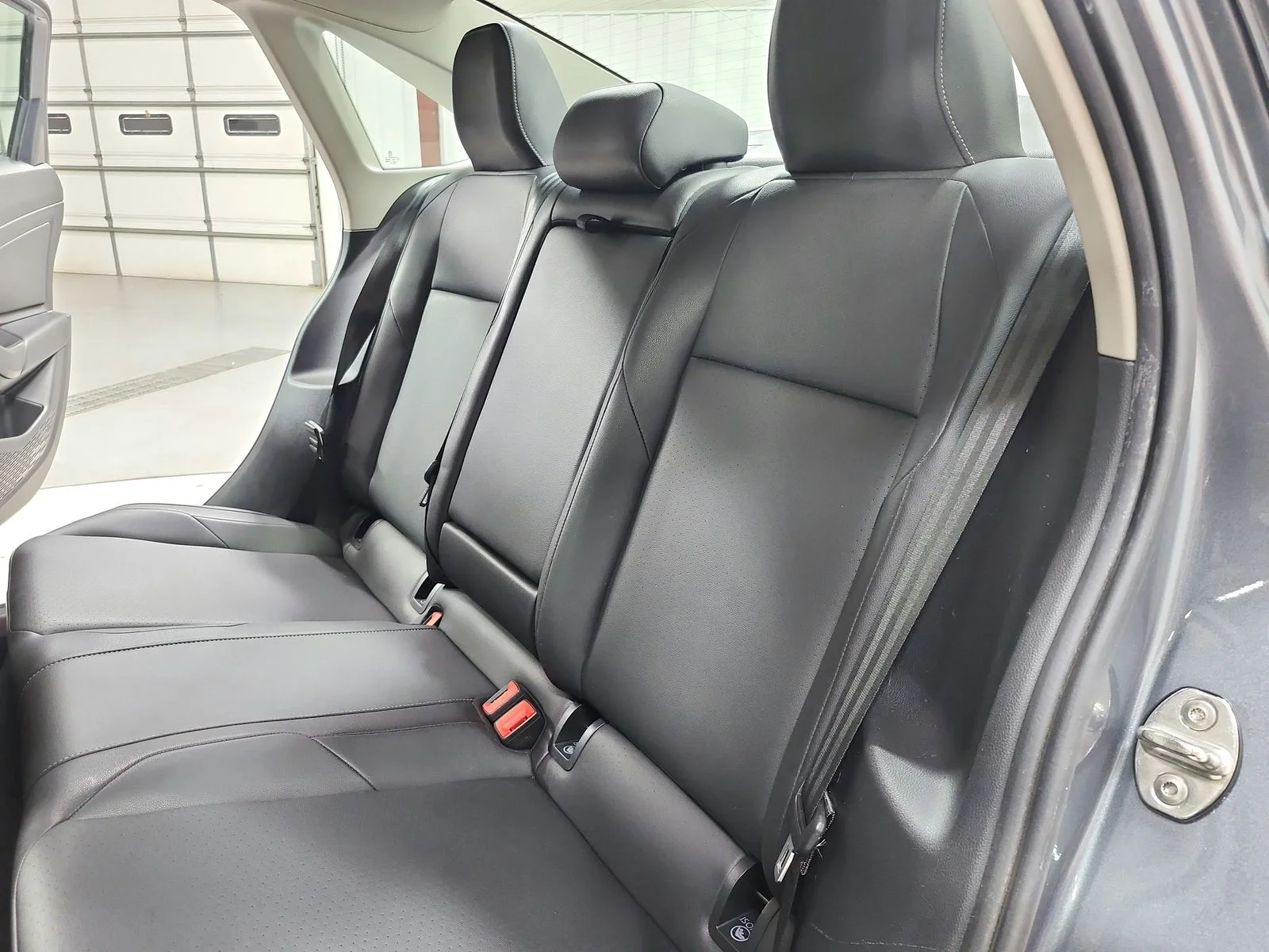 Used 2019 Gray Volkswagen 1.4T SE image 35