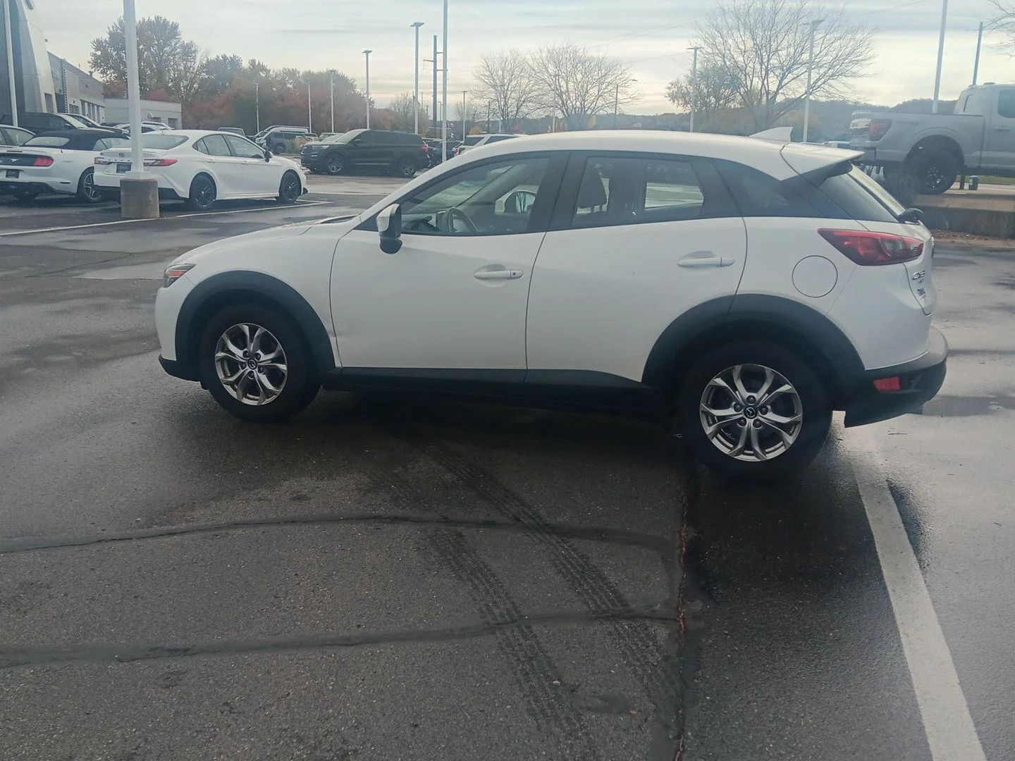 Used 2016 Crystal White Pearl Mica Mazda Sport image 8