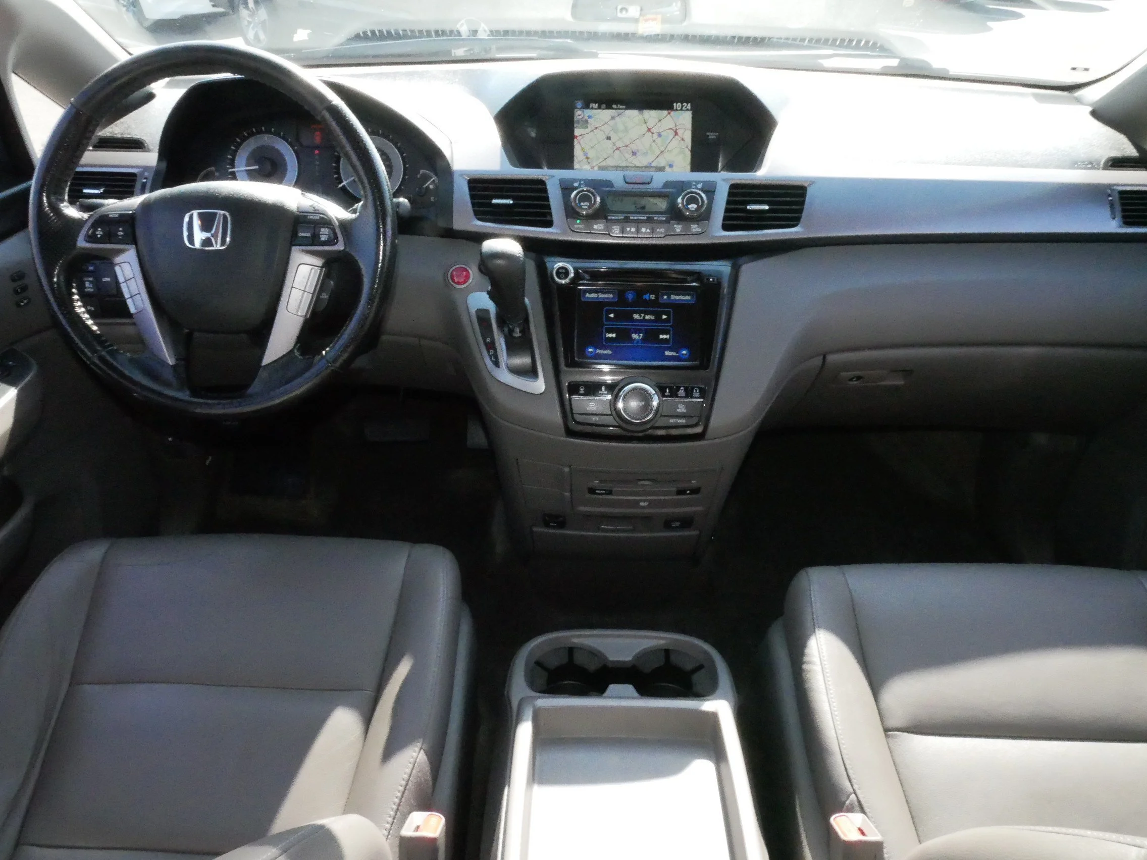 Used 2016 Smoky Topaz Metallic Honda Touring image 10