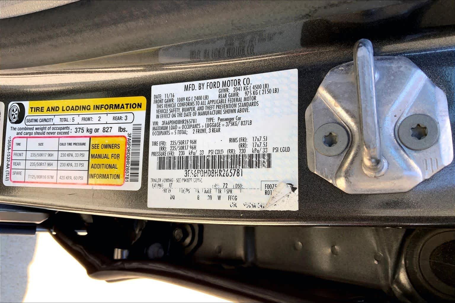 Used 2017 Magnetic Ford SE image 34