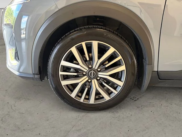 Certified Used 2023 Boulder Gray Pearl Nissan SV image 14