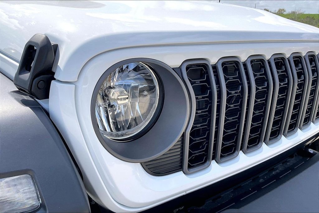 New 2026 Jeep Wrangler Sport 2D Sport Utility