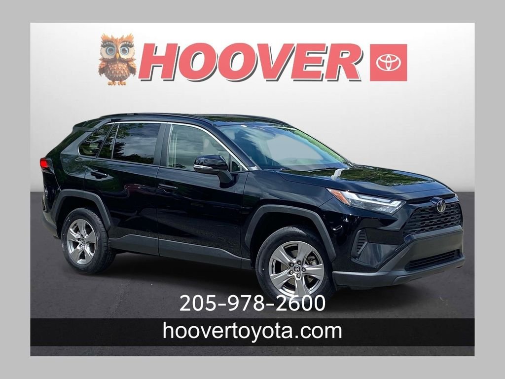 2023 Toyota RAV4 XLE AWD's photo