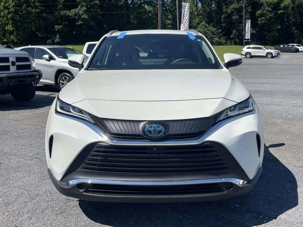 Used 2021 Blizzard Pearl Toyota Limited image 6