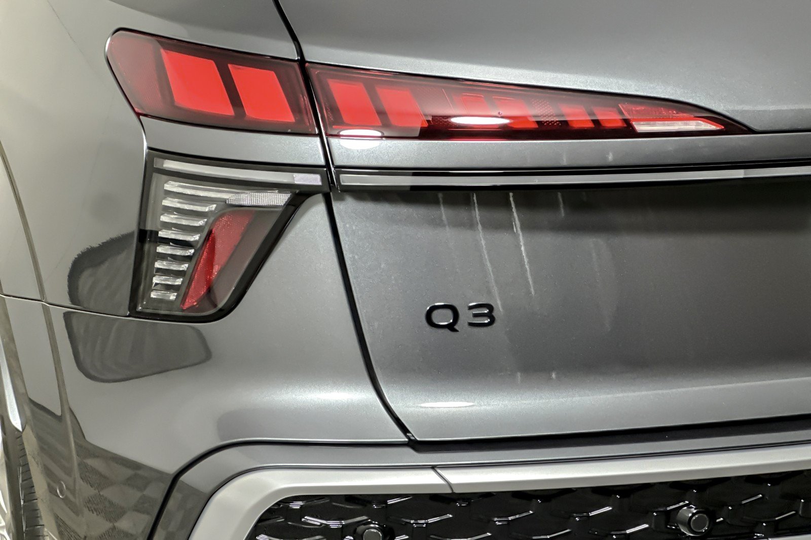Used 2026 Daytona Gray Pearl Effect Audi S line quattro image 24