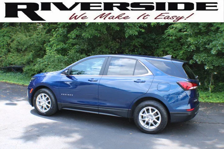 Used 2022 Blue Glow Metallic Chevrolet LT image 3