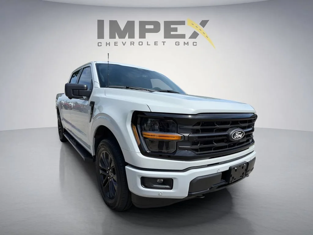 Used 2024 Gray Ford XLT image 7