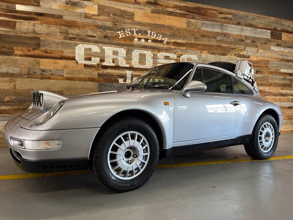 Used 1995  Porsche Carrera 4 image 14