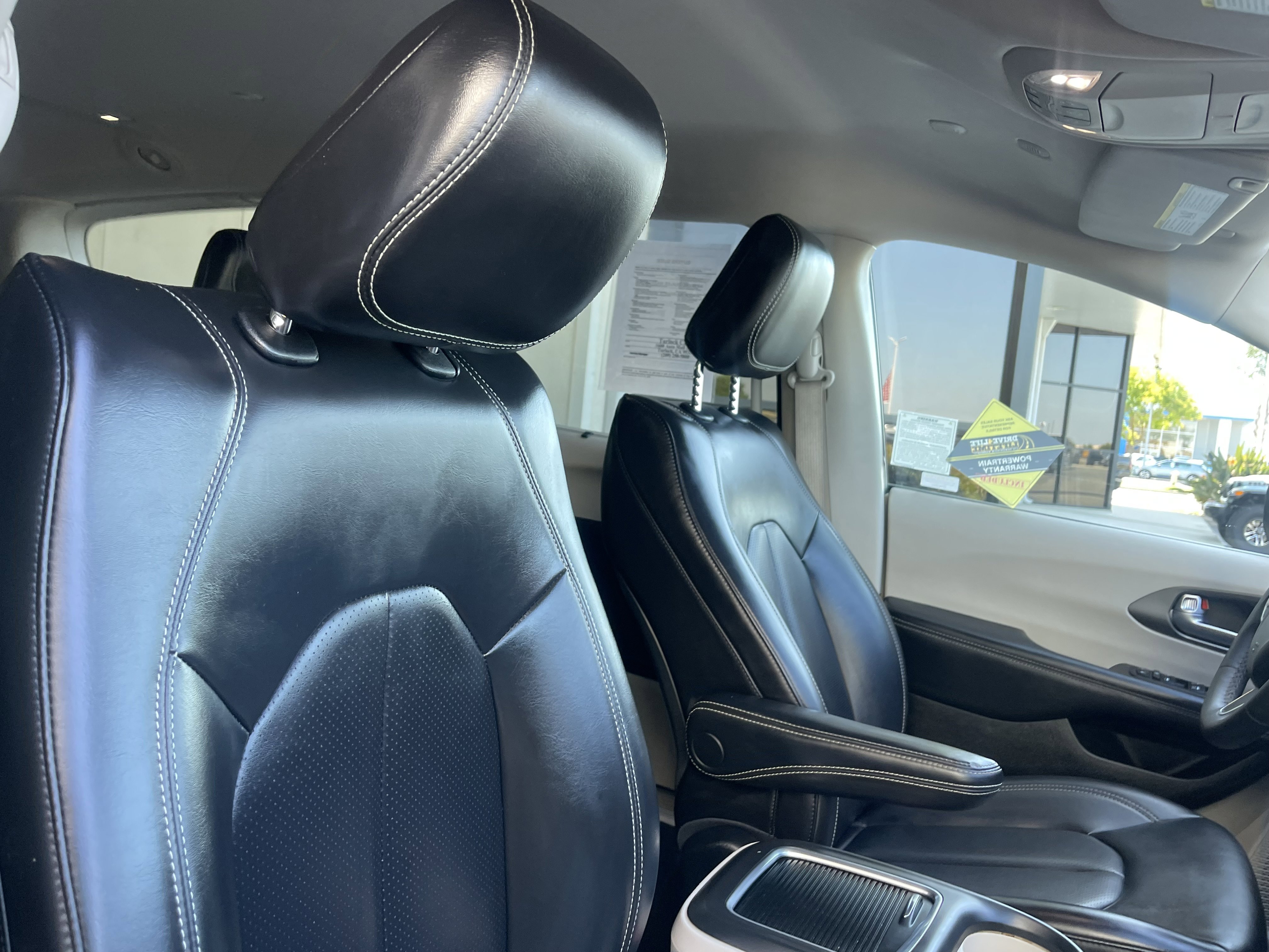 Used 2023 Silver Chrysler Touring L image 29