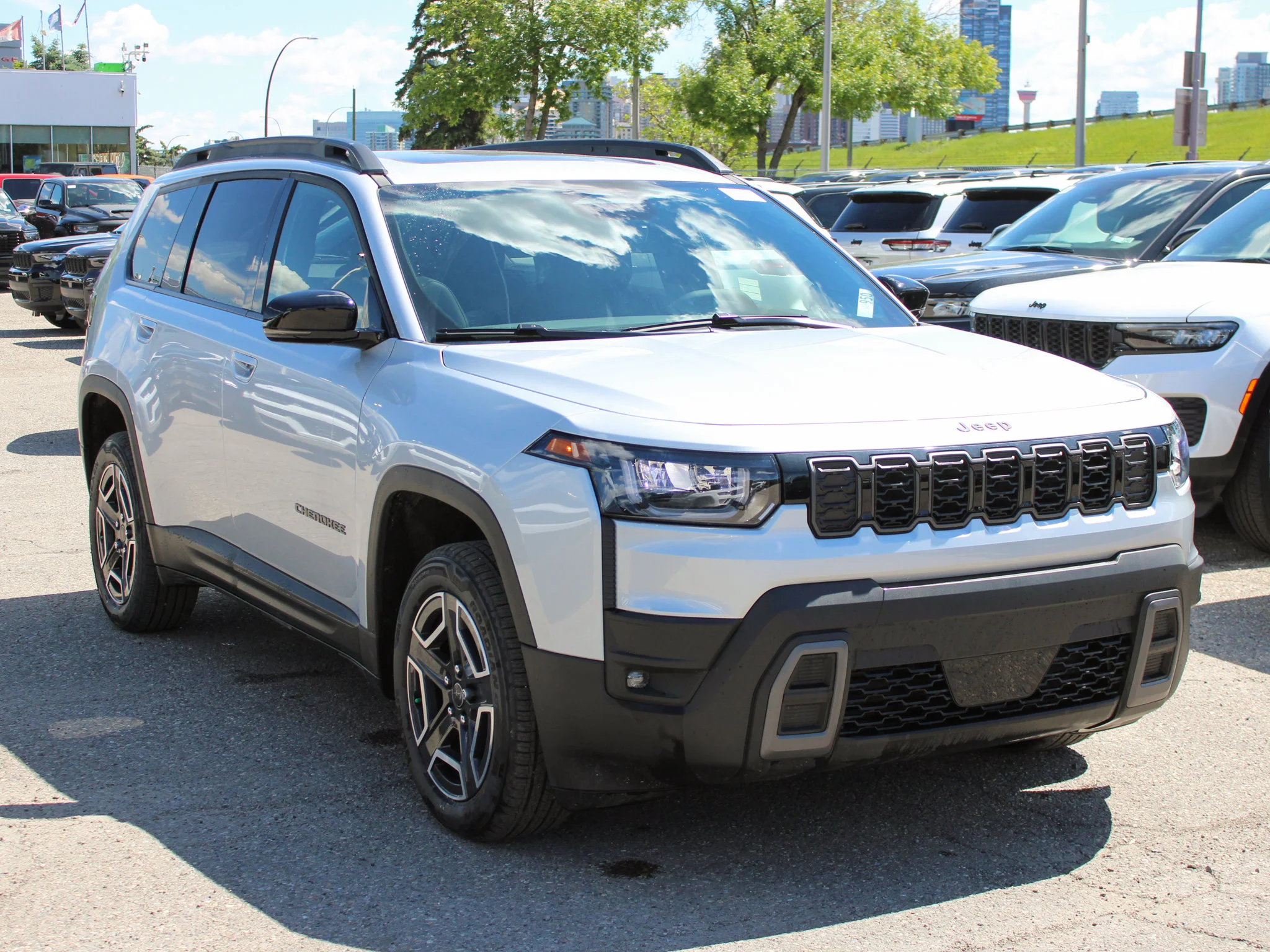 New 2026 Silver Jeep Limited * Hybrid image 6