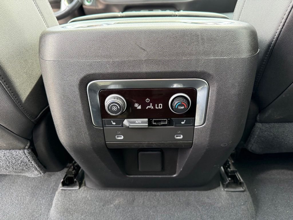 2021 Chevrolet Tahoe Z71 - Photo 17