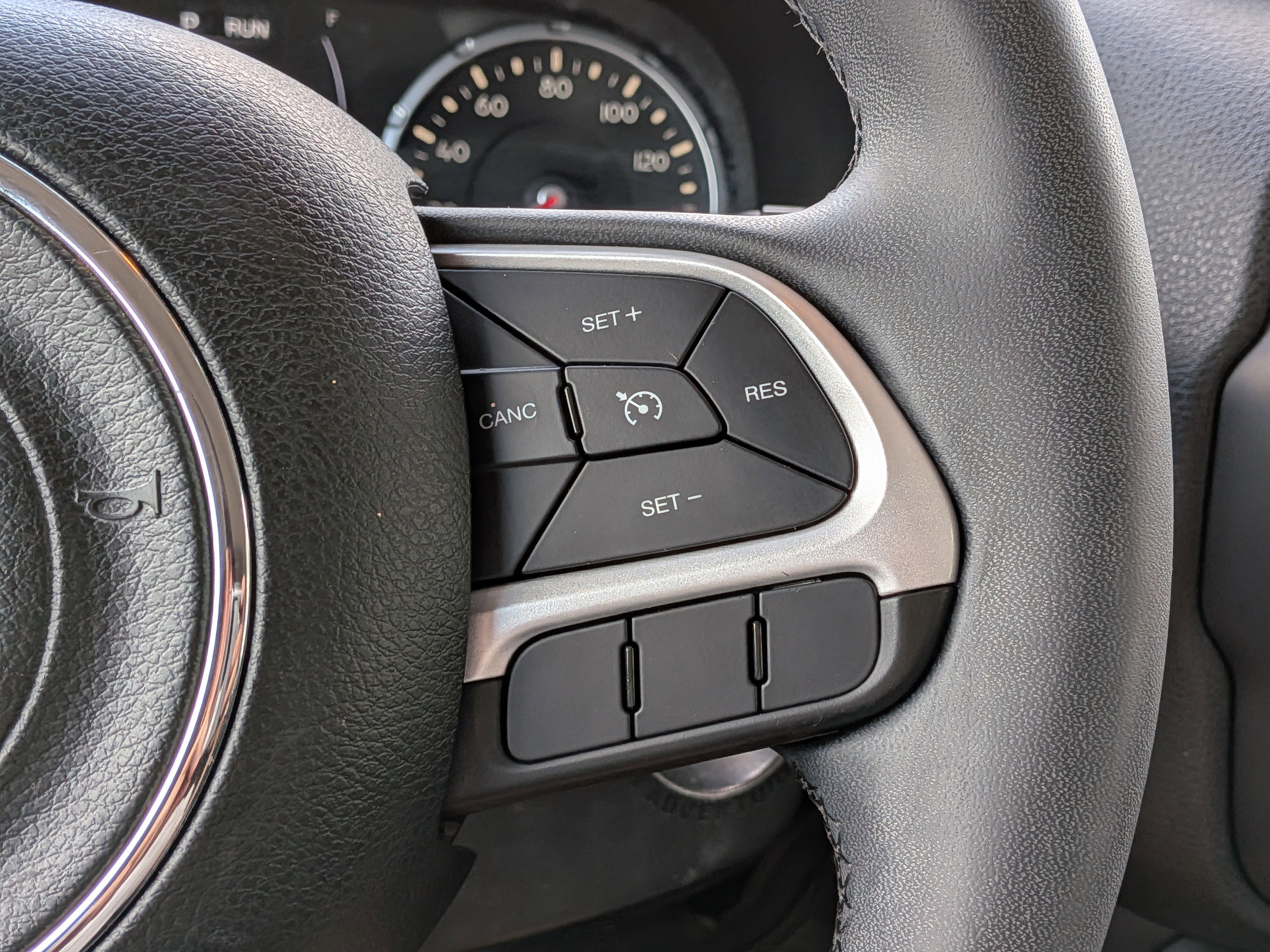 Used 2018 Anvil Jeep Latitude image 21