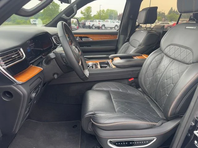 Used 2023 Black Jeep Series III image 24