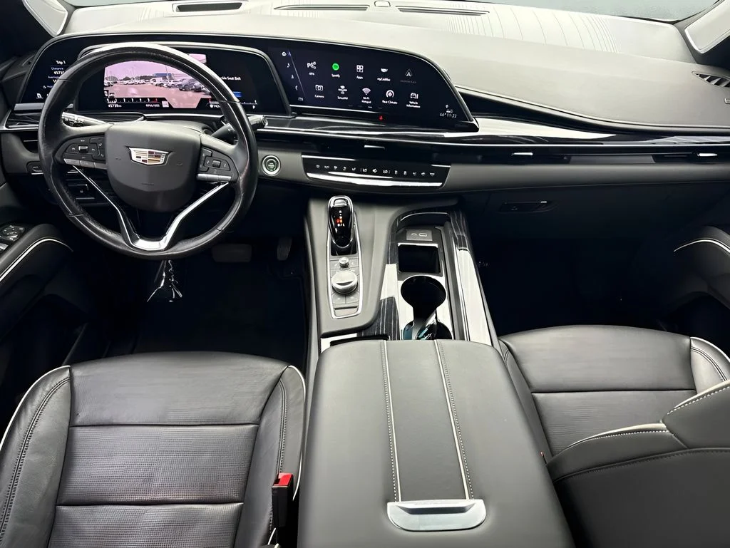 Used 2023 Black Cadillac Sport image 17