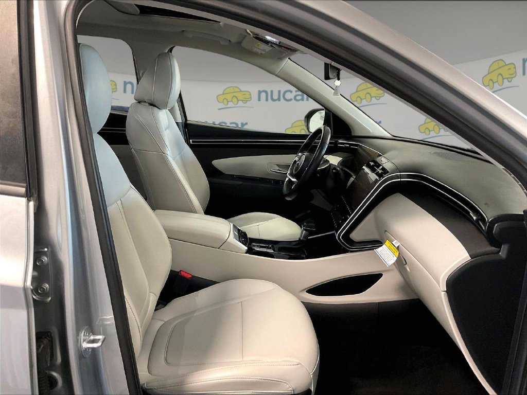 Used 2024 Silver Hyundai SEL image 11