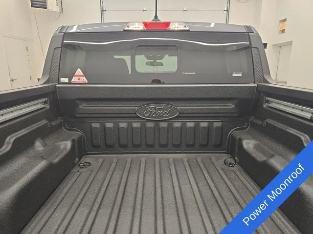New 2026 Carbonized Gray Metallic Ford Tremor® image 17