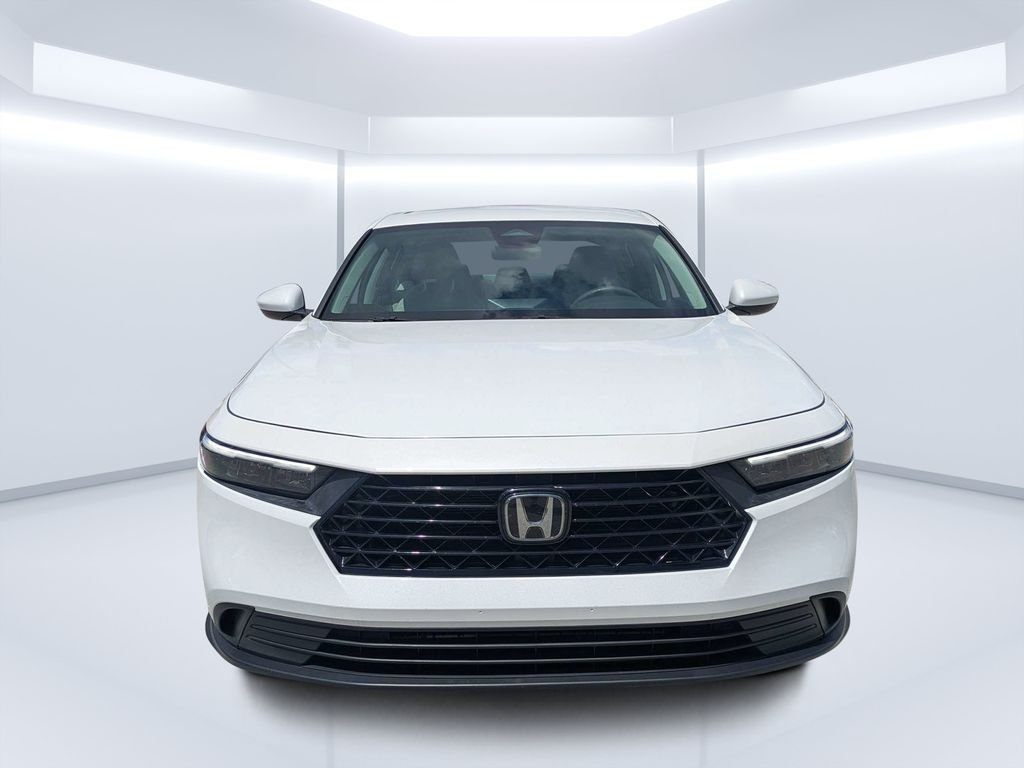 Used 2024 White Honda LX image 8