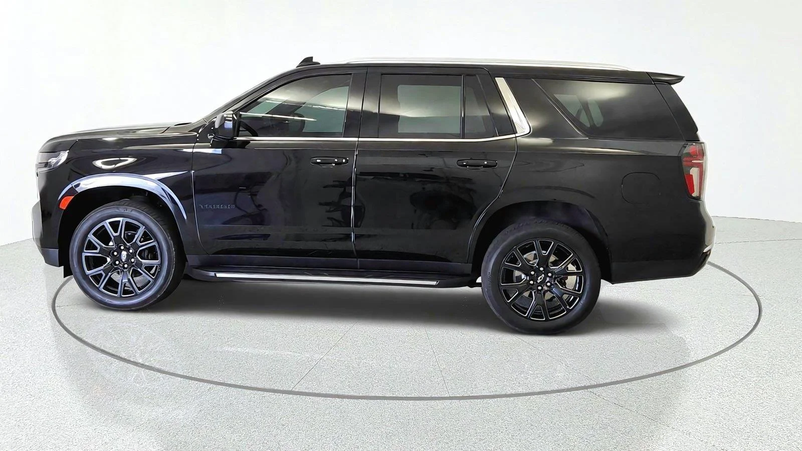 Used 2023 BLACK Chevrolet LS image 5