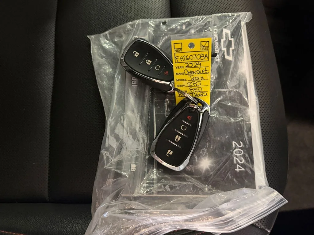 Used 2024 Red Chevrolet 2RS image 28
