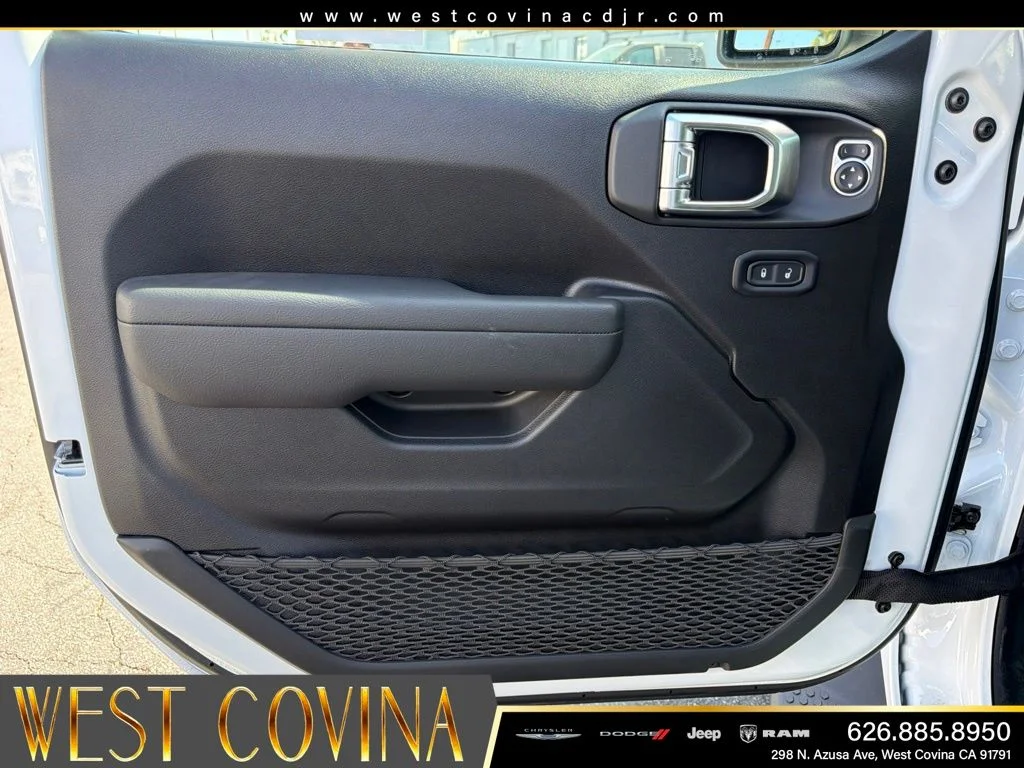 New 2026 Bright White Clearcoat Jeep  image 17