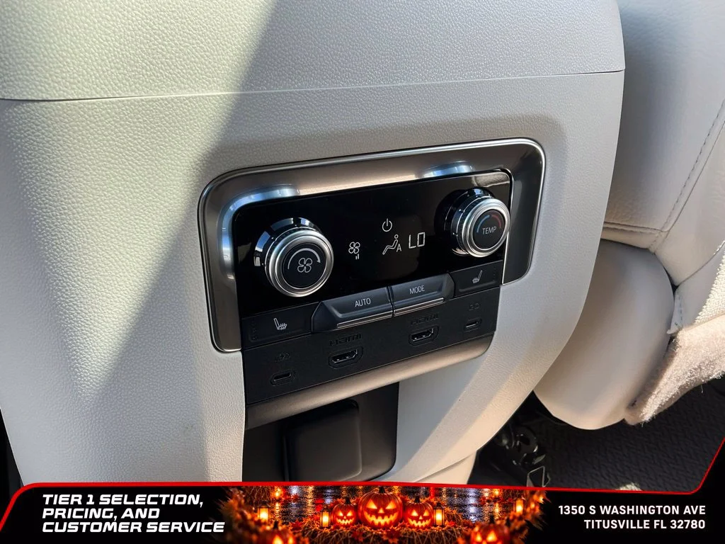 New 2026 Glacier White Tricoat GMC Denali image 32