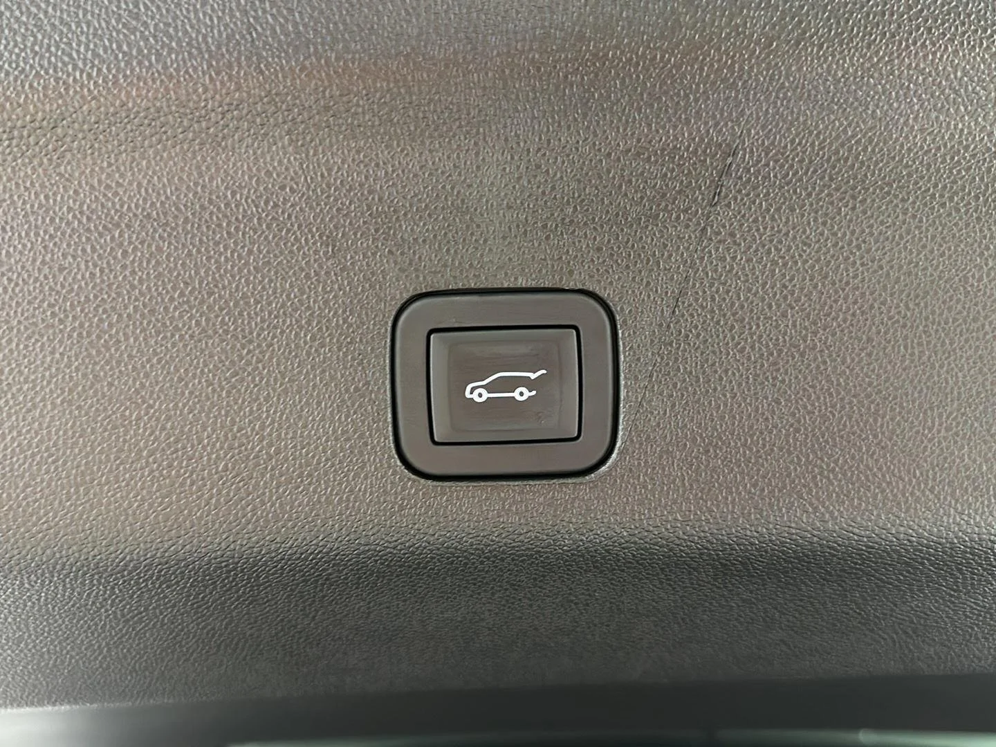 Used 2026 Onyx Black GMC Denali image 34