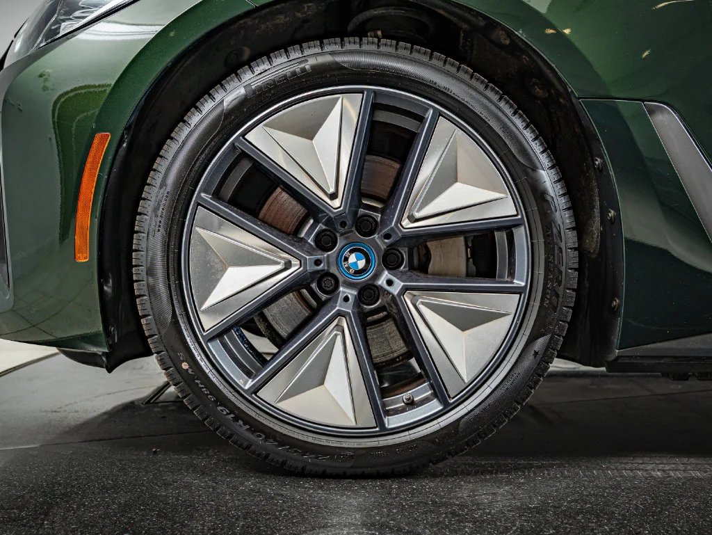 Used 2023 San Remo Green Metallic BMW eDrive35 image 10