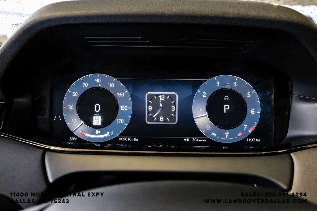 Used 2026 Gray Land Rover Dynamic image 17