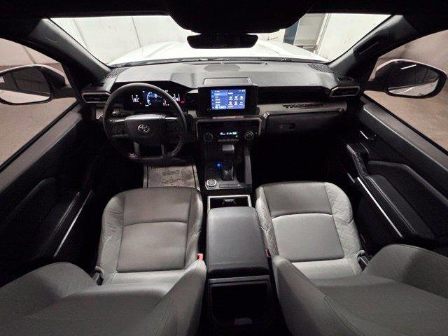 Used 2025 ICE CAP Toyota  image 12