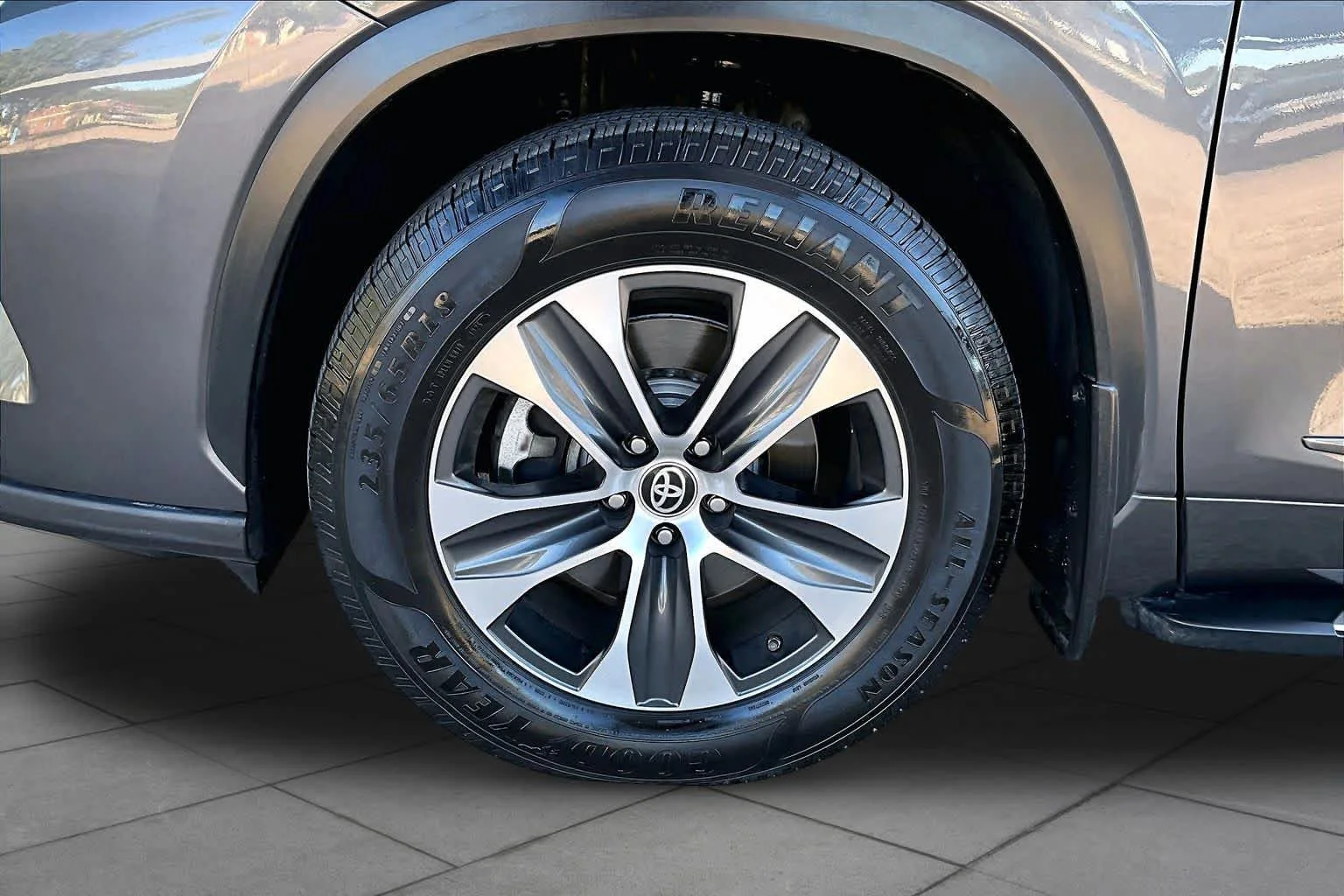 Used 2021 Magnetic Gray Metallic Toyota XLE image 11