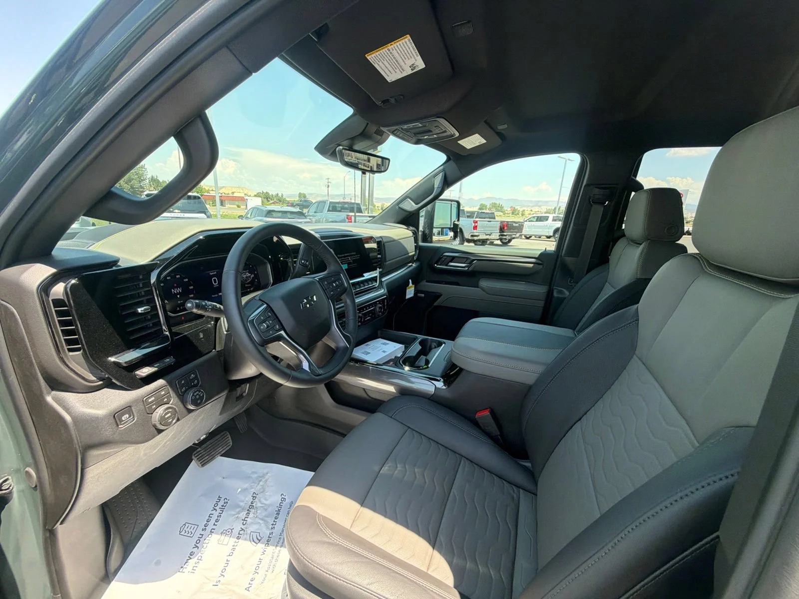 2026 Chevrolet Silverado 2500 HD ZR2 - Photo 13