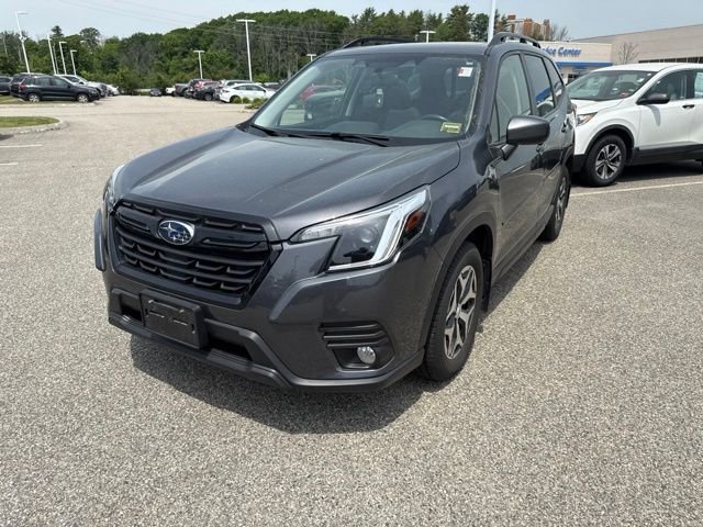Used 2023 Gray Metallic Subaru Premium image 6
