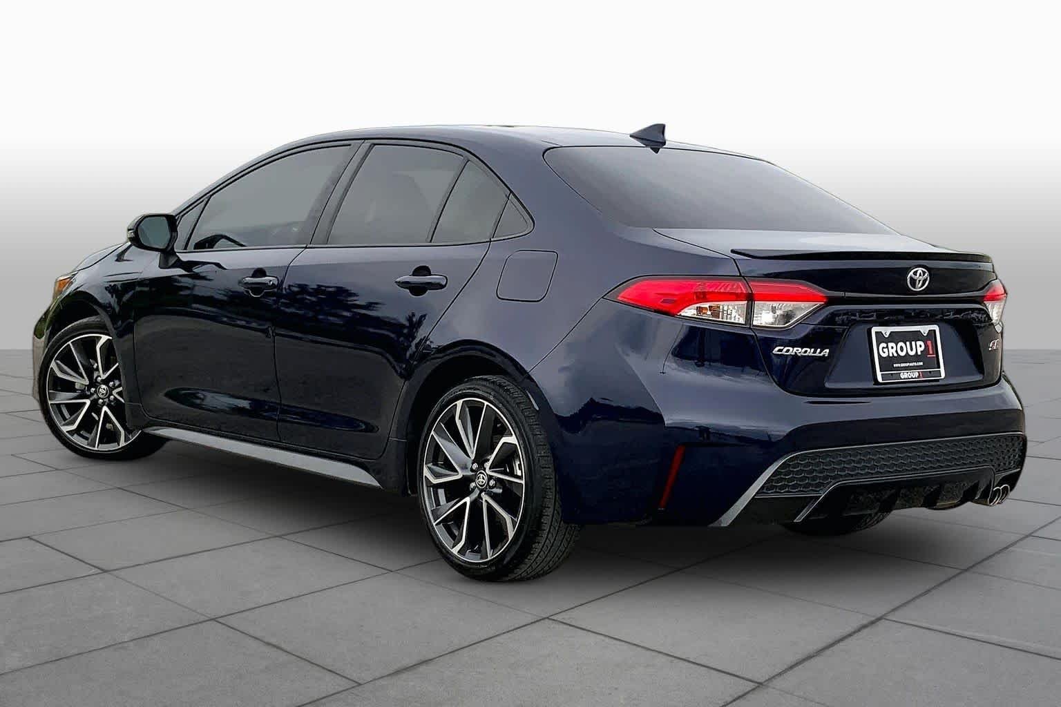 Used 2021 Blueprint Toyota SE image 12